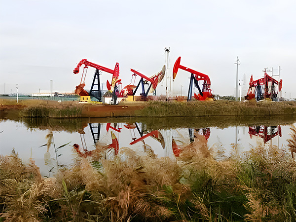 The Dagang Oilfield has adopted differentiated water injection to tap the potential of remaining oil(图1) The Dagang Oilfield has adopted differentiated water injection to tap the potential of remaining oil(图1)