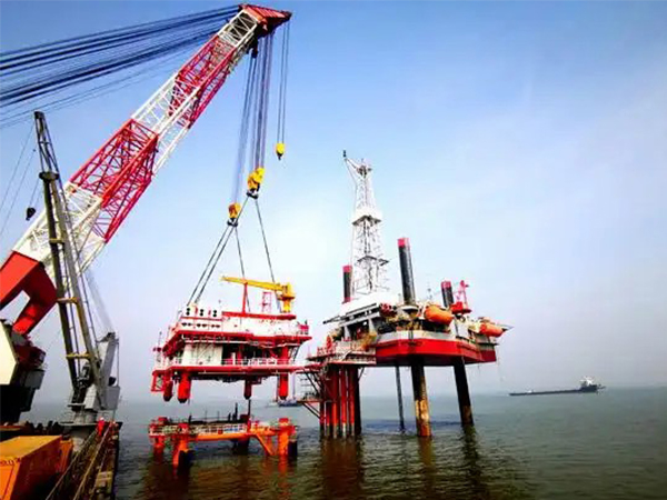 塔里木油田天然气调峰保供能力持续上升(图1)